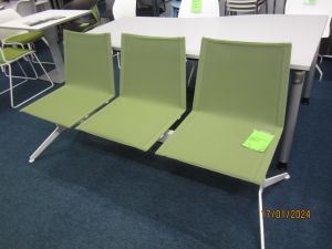 Besucher-Traversenbank aus der Ausstellung