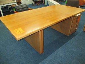 Massiver Schreibtisch Gebraucht, Rollcontainer, Sideboard