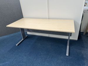 Schreibtisch Ahorndekor/Alusilber MO