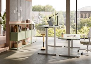 Elektrisch verstellbarer Schreibtisch B180 T80 CREWT Palmberg 